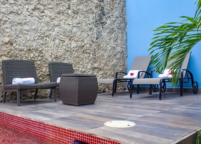 Hotel Maculís